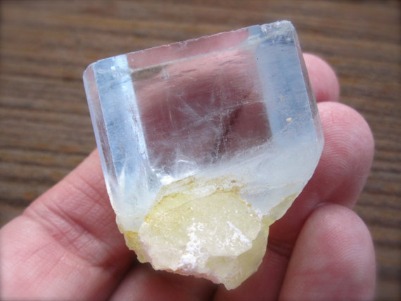 Aquamarine Properties and Folklore0