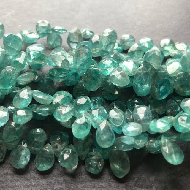 Apatite, Green, Pear, 7 mm