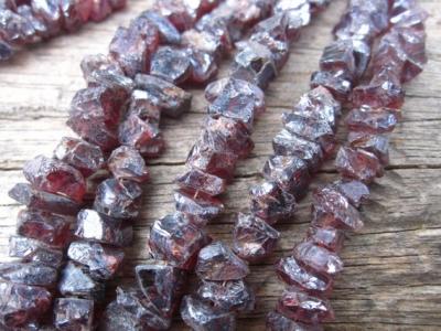 Garnet, Diamond Finish, Organic, 7-8 mm